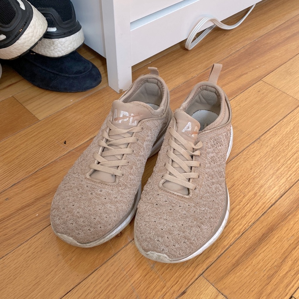 APL Techloom Phantom Propelium Sneaker Sz 7.5